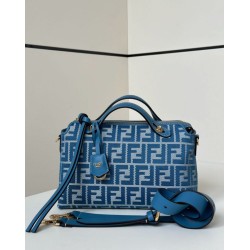 Borsa a mano media Fendi By The Way morbida blu Borsa a mano media Fendi By The Way morbida blu