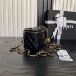 Beauty case piccolo Chanel con tracolla a catena Ap3940 Nero