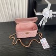 Beauty case piccolo Chanel con tracolla a catena Ap3940 Rosa