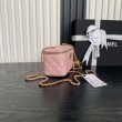 Beauty case piccolo Chanel con tracolla a catena Ap3940 Rosa