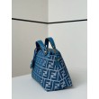 Borsa a mano media Fendi By The Way morbida blu