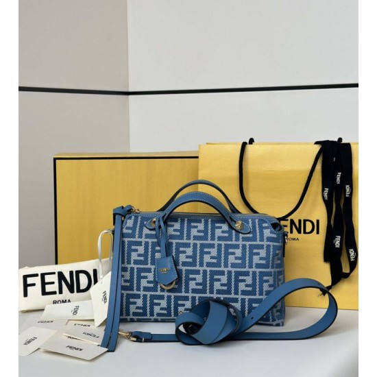 Borsa a mano media Fendi By The Way morbida blu
