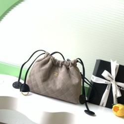 Cloni Borse Replica Alta Qualità a secchiello/hobo Chanel trapuntata con coulisse scamosciata AS5227 Grigio firmate