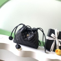 Cloni Imitazioni borse griffate a secchiello trapuntata con coulisse Chanel AS5227 Nero firmate