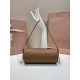 Cloni Pochette compatta in nappa Miu Miu 5NE851 Marrone firmate