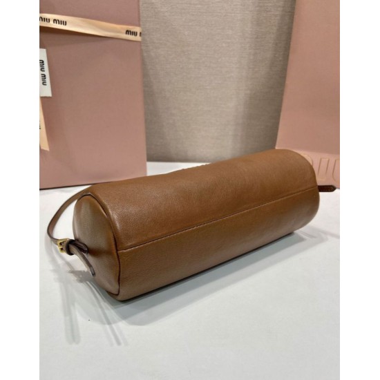 Cloni Pochette compatta in nappa Miu Miu 5NE851 Marrone firmate