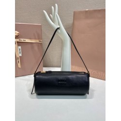 Pochette compatta in nappa Miu Miu 5NE851 Nero