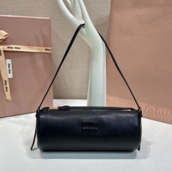 Cloni Pochette compatta in nappa Miu Miu 5NE851 Nero firmate