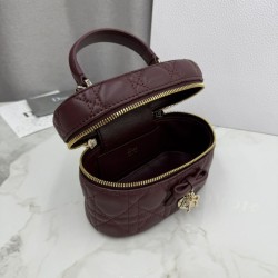 Beauty case Dior Lady Dior Micro Bordeaux Beauty case Dior Lady Dior Micro Bordeaux