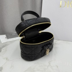 Replica di lusso Beauty case Dior Lady Dior Micro Nero Imitazioni Cloni Beauty case Dior Lady Dior Micro Nero firmate