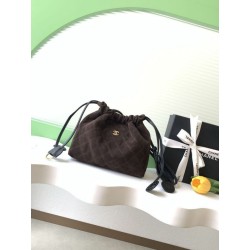 Imitazioni borse griffate a secchiello/hobo Chanel trapuntata con coulisse scamosciata AS5227 Caffè