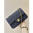 Borsa a tracolla Chanel mini flap denim trapuntato A69900 blu