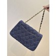 Borsa a tracolla Chanel mini flap denim trapuntato A69900 blu