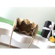 Mini borsa Chanel 26P trapuntata in rafia intrecciata AS5631 marrone