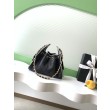 Mini borsa Chanel 26P trapuntata in rafia intrecciata AS5631 Nero