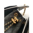 Mini borsa Chanel 26P trapuntata in rafia intrecciata AS5631 Nero