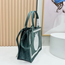 Replica di lusso Borsa da uomo Dior Book Tote Piccola/Media/Grande con ricamo obliquo e tracolla Verde Imitazioni Cloni Borsa da uomo Dior Book Tote Piccola/Media/Grande con ricamo obliquo e tracolla Verde firmate