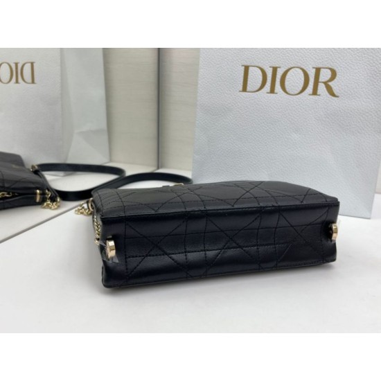 Cloni Borsa Dior Trianon con catena nera firmate