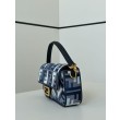 Borsa a tracolla classica Fendi Baguette FF ricamato Blu
