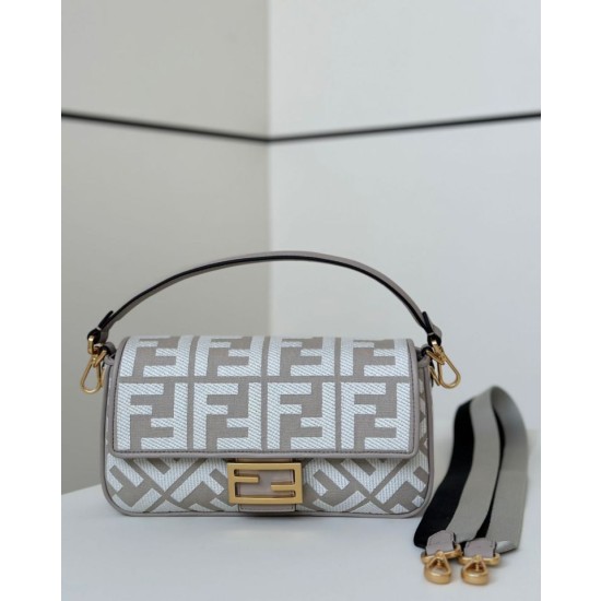 Borse Replica a tracolla classica Fendi Baguette FF ricamato grigio