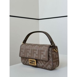 Borse Imitazioni a tracolla classica Fendi Baguette FF ricamato marrone