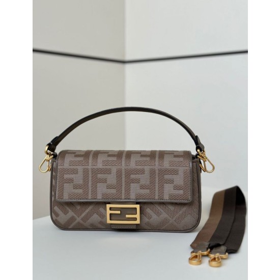 Borse Imitazioni a tracolla classica Fendi Baguette FF ricamato marrone