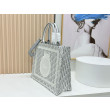Borse Replica da uomo Dior Book Tote Piccola/Media/Grande con ricamo obliquo e tracolla blu/bianca Borse Replica da uomo Dior Book Tote Piccola/Media/Grande con ricamo obliquo e tracolla blu/bianca