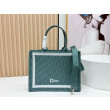 Borsa da uomo Dior Book Tote Piccola/Media/Grande con ricamo obliquo e tracolla Verde Borsa da uomo Dior Book Tote Piccola/Media/Grande con ricamo obliquo e tracolla Verde