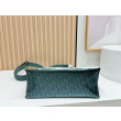 Borsa da uomo Dior Book Tote Piccola/Media/Grande con ricamo obliquo e tracolla Verde Borsa da uomo Dior Book Tote Piccola/Media/Grande con ricamo obliquo e tracolla Verde