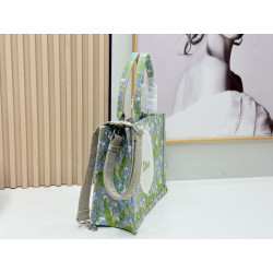 Borsa Replica 1:1 Dior Book Tote piccola/media/grande con motivo mughetto Verde