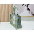 Borsa Replica 1:1 Dior Book Tote piccola/media/grande con motivo mughetto Verde Borsa Replica 1:1 Dior Book Tote piccola/media/grande con motivo mughetto Verde