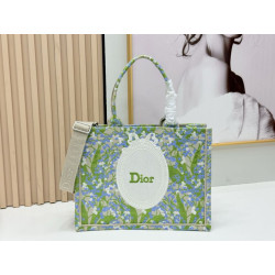 Borsa Replica 1:1 Dior Book Tote piccola/media/grande con motivo mughetto Verde