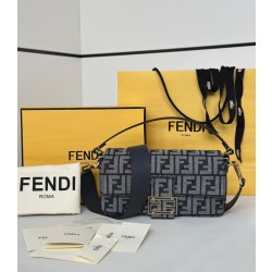 Borsa Fendi Baguette tessuto jacquard FF effetto denim blu