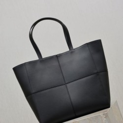 Cloni Borse Replica tote YSL Saint Laurent Carré Nera firmate