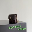 Borsa a tracolla Andiamo di Bottega Veneta su catena Borgogna