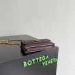 Borsa a tracolla Andiamo di Bottega Veneta su catena Borgogna