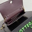 Borsa a tracolla Andiamo di Bottega Veneta su catena Borgogna