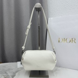 Cloni Pochette Dior Bow Bianco firmate