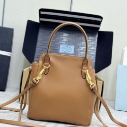 Replica di lusso Borse tote mini Prada Carry 1BA496 Marrone Imitazioni Cloni Borse tote mini Prada Carry 1BA496 Marrone firmate