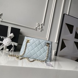 Cloni Borsa shopping piccola Chanel 26S AS6248 blu firmate