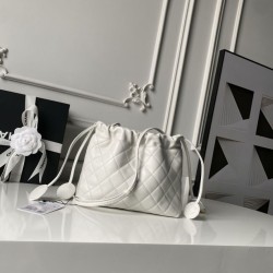 Borse Replica Alta Qualità a secchiello trapuntata Chanel 25 con coulisse AP5317 Bianca Borse Replica Alta Qualità a secchiello trapuntata Chanel 25 con coulisse AP5317 Bianca