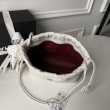 Borse Replica Alta Qualità a secchiello trapuntata Chanel 25 con coulisse AP5317 Bianca