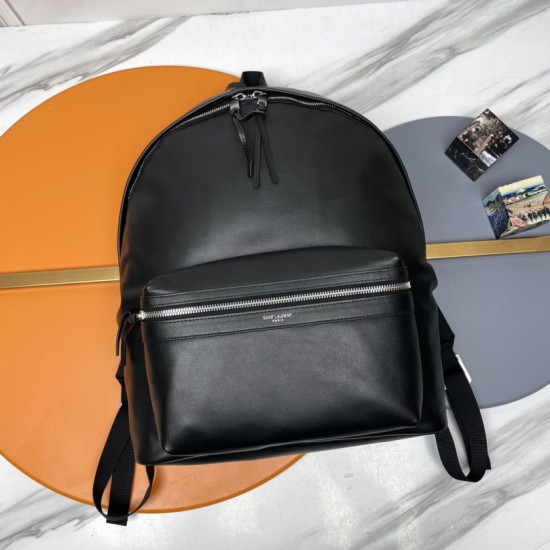Zaino YSL Saint Laurent City in pelle opaca nera Zaino YSL Saint Laurent City in pelle opaca nera