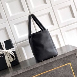 Replica di lusso Bora Pari all'originale replica shopper Chanel Cerf Executive in pelle di vitello nera 32cm Imitazioni Cloni Bora Pari all'originale replica shopper Chanel Cerf Executive in pelle di vitello nera 32cm firmate