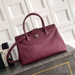 Cloni Qualità superiore replica tote Chanel Executive Cerf Borgogna firmate