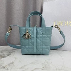 Cloni Borsa tote verticale Dior Toujours piccola Blu firmate