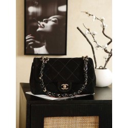 Borsa Chanel Maxi Flap scamosciata Nero