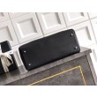 Bora Pari all'originale replica shopper Chanel Cerf Executive in pelle di vitello nera 32cm