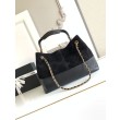 Borsa shopping Chanel 25A piccola stile Hobo AS5634 scamosciata/agnello Nero