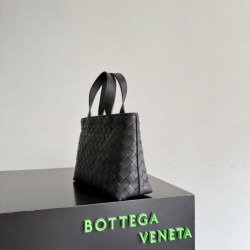 Borse Imitazioni tote unsex piccola con cerniera intrecciata Bottega Veneta Nero